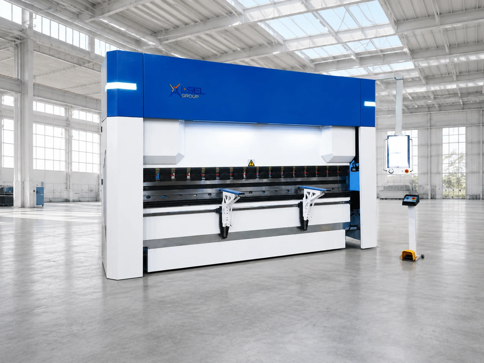WADG all-electric press brake. The image is for reference. Actual appearance and configuration may vary.